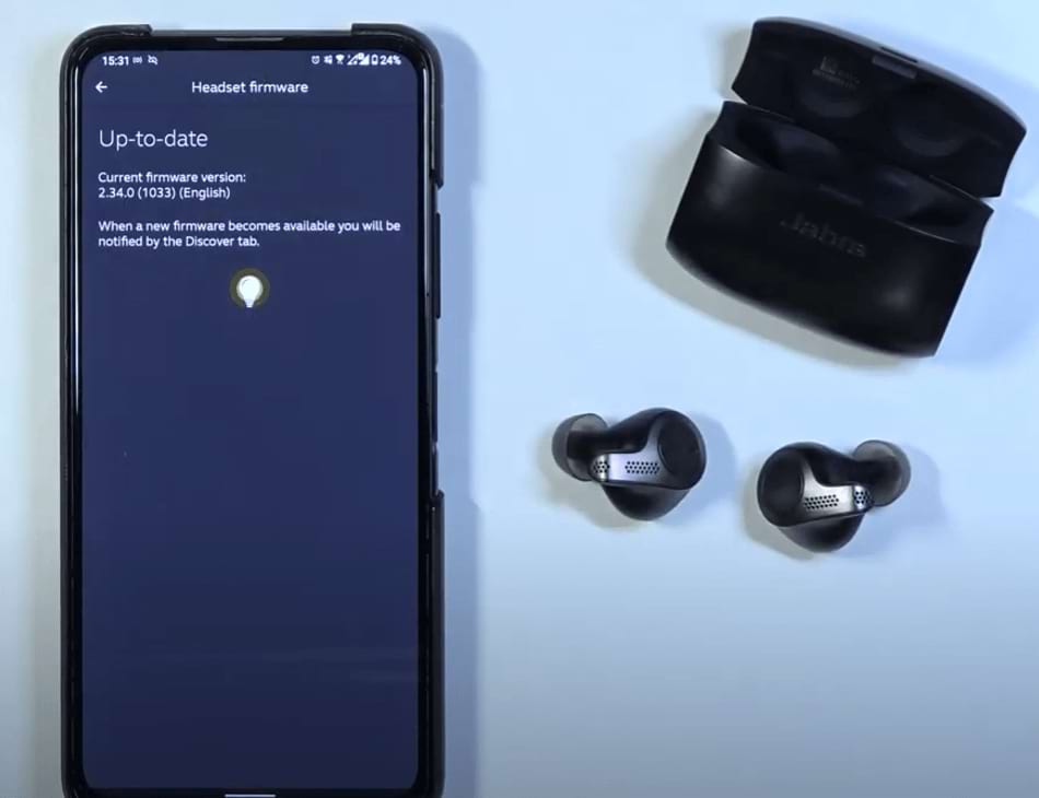 Firmware update of Jabra earbuds with smartphone to resolving the earbud not working issues